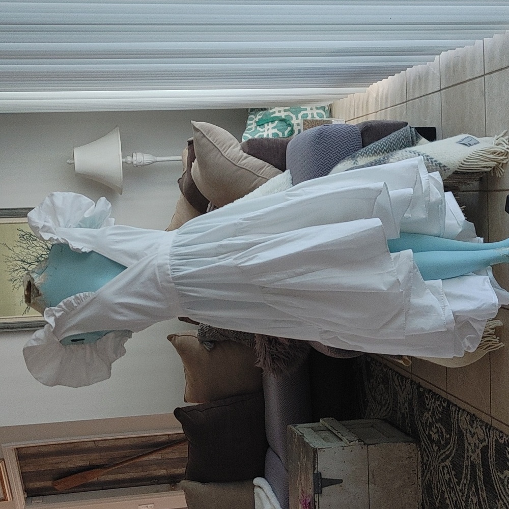 White Ruffled V‑Neck High‑Low Wedding Dress - Picture 5 of 13